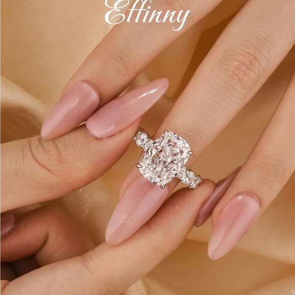 9.0ct Crushed Ice Elongated Cushion Cut Ring size 6.5 - Picture 5 of 7